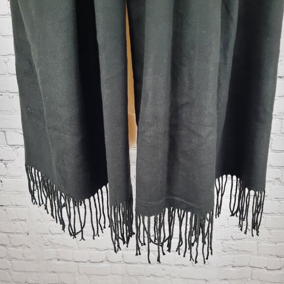 Royal Rossi Black 100% Cashmere Fringe Rectangle Scarf Wrap 70x30" - Picture 4 of 5